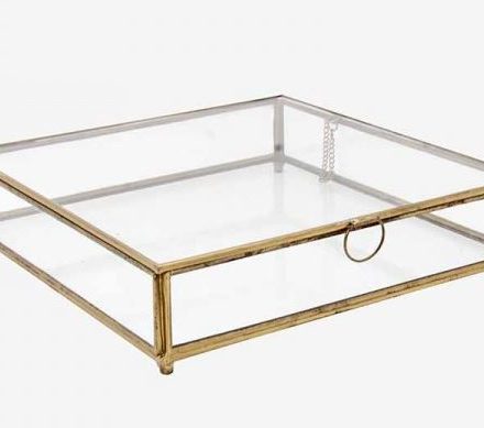 Caja Cuadrada Plana Dorada 26x26x6cm. Q3282023